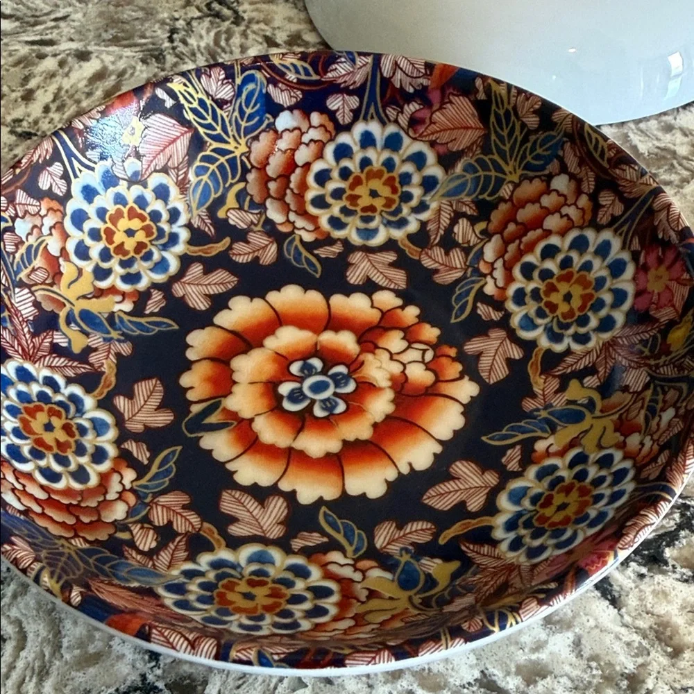 Williams Sonoma Japanese Set of 2 Bowls